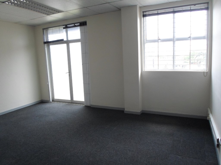 To Let commercial Property for Rent in Marconi Beam Industria Western Cape